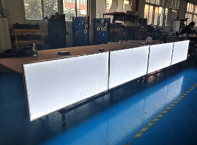 Comment choisir un fabricant fiable de caissons lumineux LED OEM/ODM pour les commandes en gros