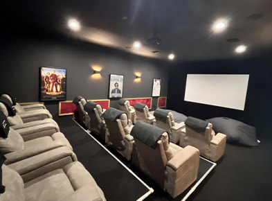 Cadre d'affiche LED pour cinéma maison